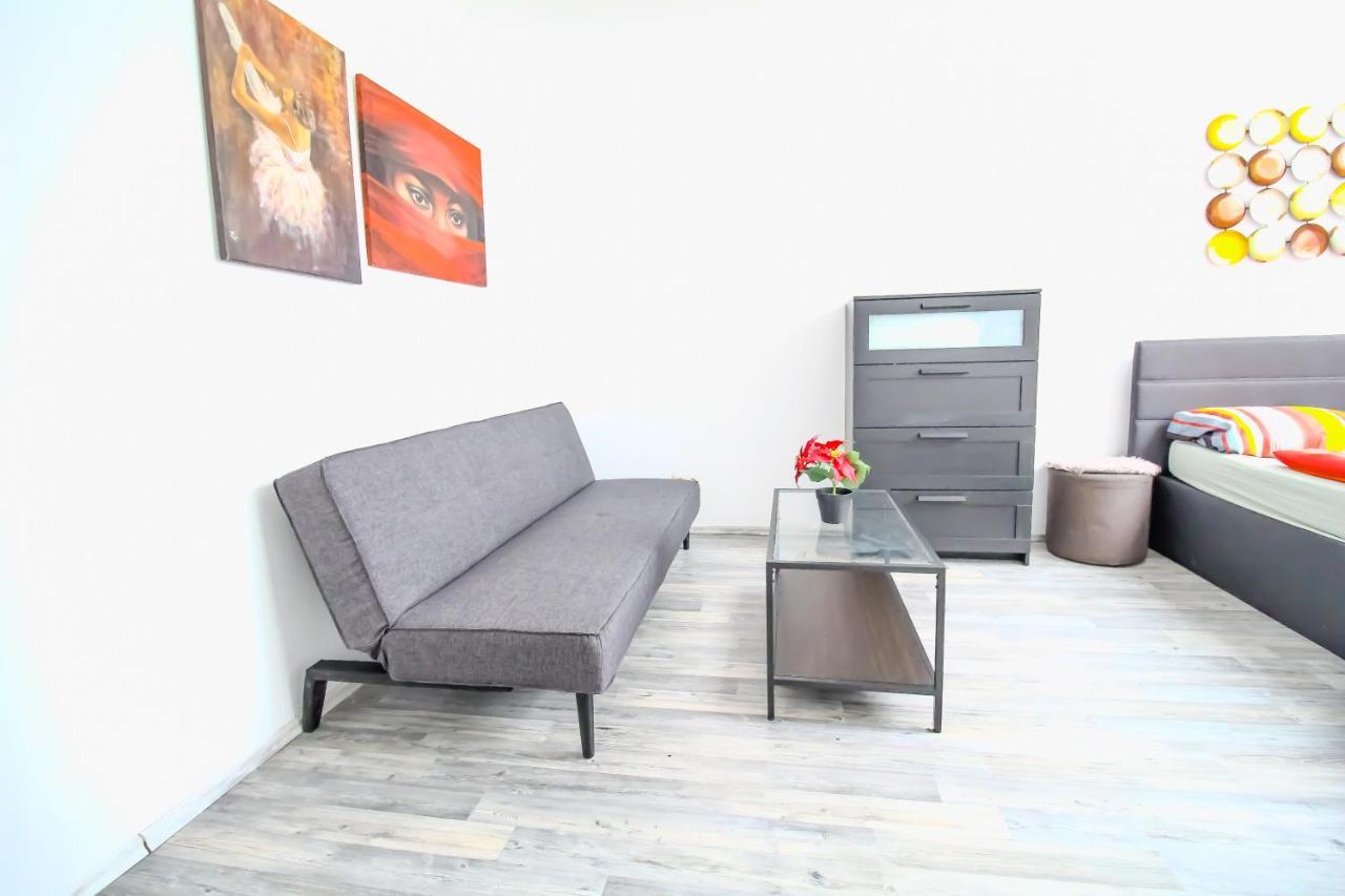 Private Triple Bedroom In Shared Apartment Dw171-4 Vienne Extérieur photo
